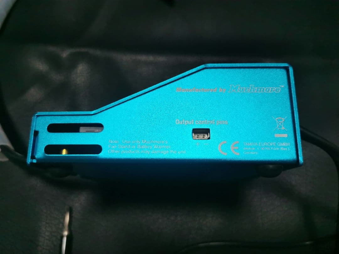 な*か様 ミニ四駆　TRFタミヤ　VGチャージャー 充電器×２個とパワーマスター