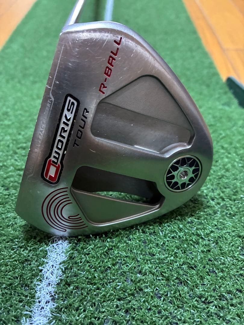 オデッセイ O-WORKS TOUR SILVER R-BALL パター