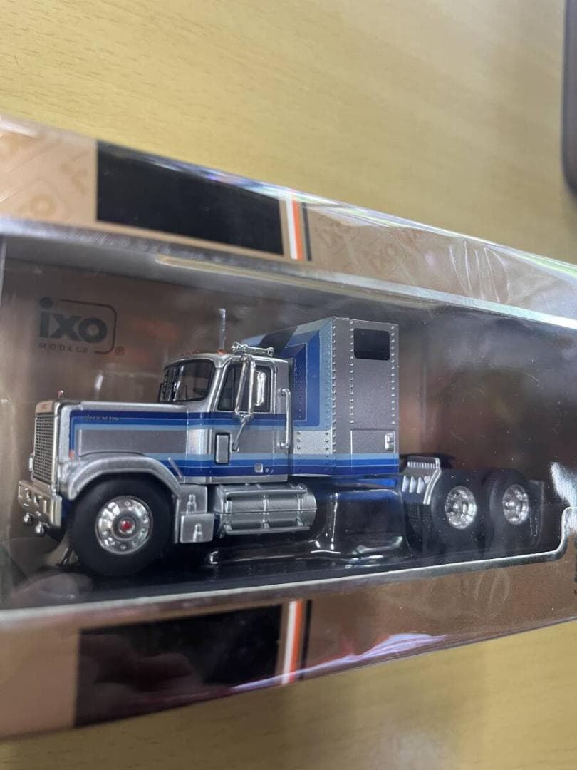 送料込み　ixo/イクソ GMC ジェネラル 1980 トレーラーヘッド