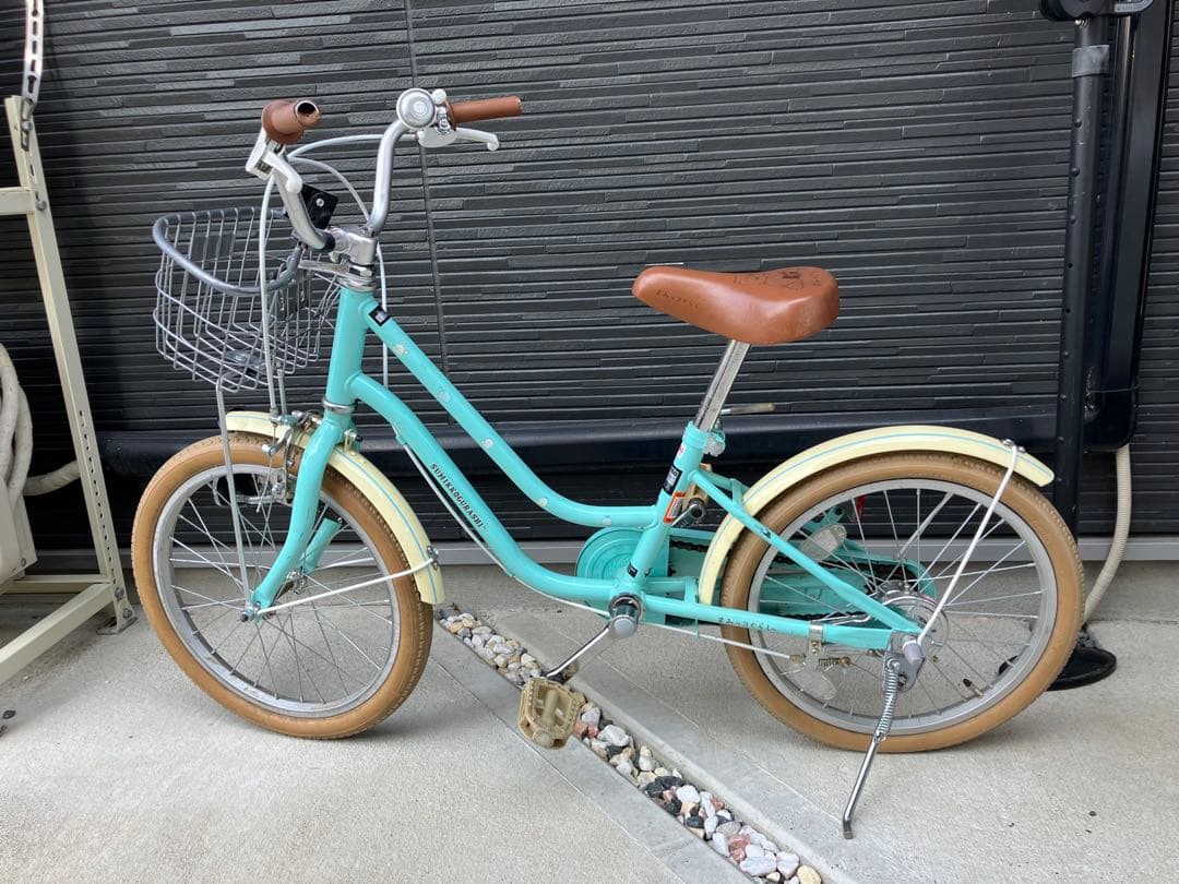 【直接引き取り限定】子ども用自転車 すみっコぐらし　18インチ
