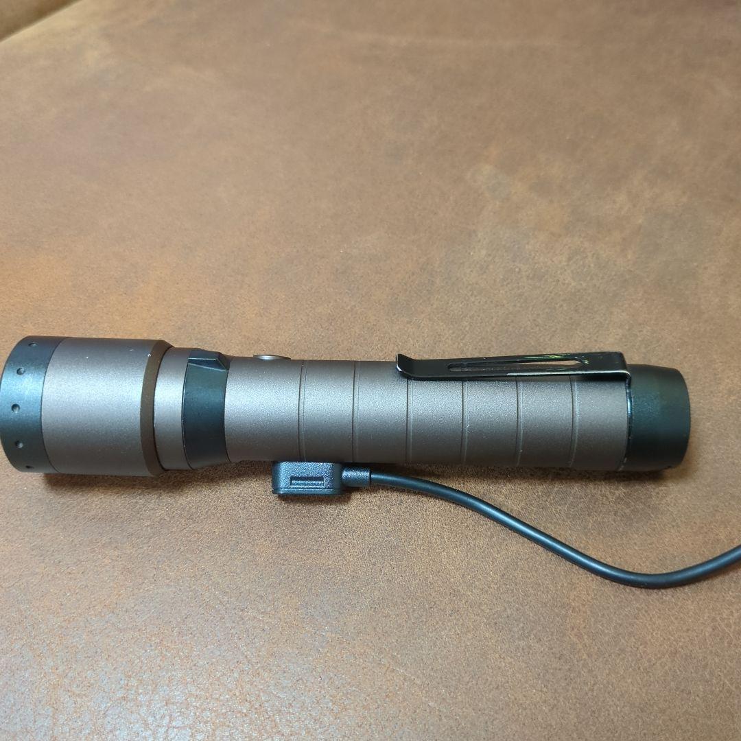 【お買得】Ledlenser　LED ハンディライトP7R Signature