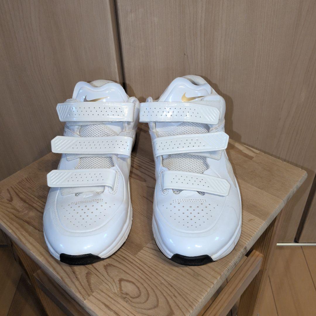 ナイキ　野球　アップシューズ　トレーニングシューズ