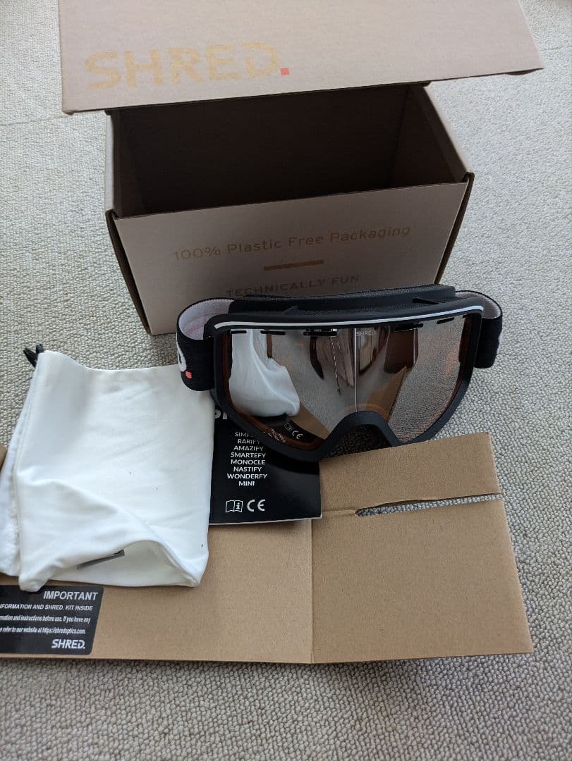 SHRED シュレッド　スノーボード　ゴーグル　Smith　ダイス