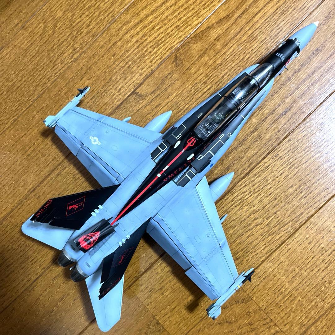 戦闘機プラモデル完成品1/48F-18ホーネット