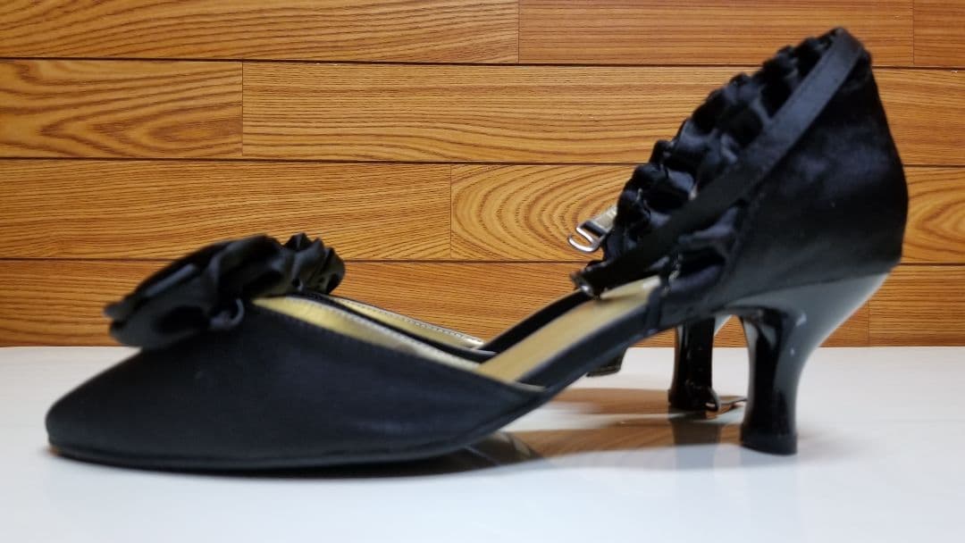 レディース、パンプス、ブラック色、Ｍサイズ、約23.5cm
