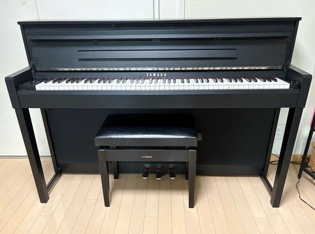 YAMAHAクラビノーバ　CLP585B