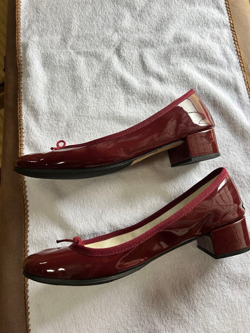 ワインレッド バレエシューズ 低ヒール