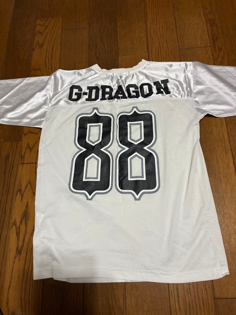 値下げしました。g dragon ユニフォーム