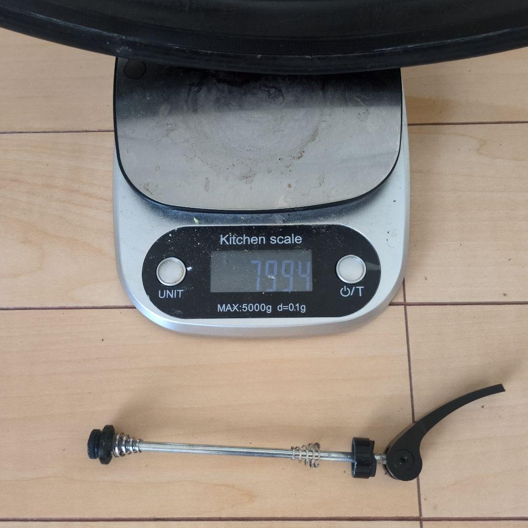 sakya carbon の軽量カーボンチューブラーホイール