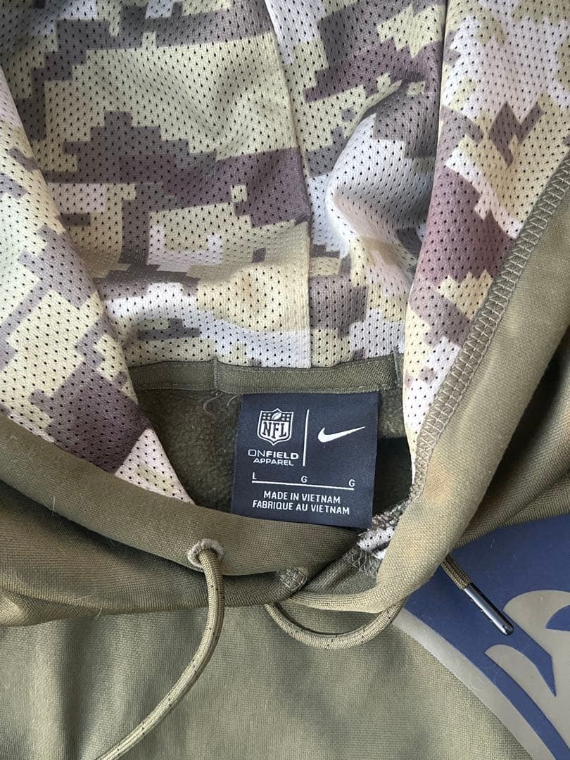 NFL ニューイングランド　ペイトリオッツ　迷彩パーカー　　L NIKE