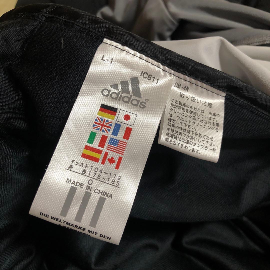 【adidas】ワンポイント　ダウンジャケット ウインドブレーカー　半袖　ベスト