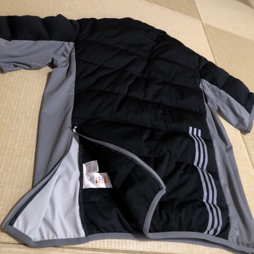 【adidas】ワンポイント　ダウンジャケット ウインドブレーカー　半袖　ベスト