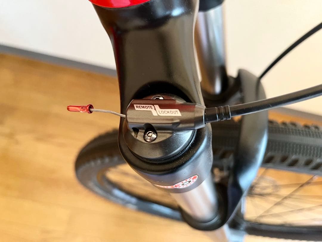 Cannondale マウンテンバイク レッド/ブラック 26インチ　※引取限定