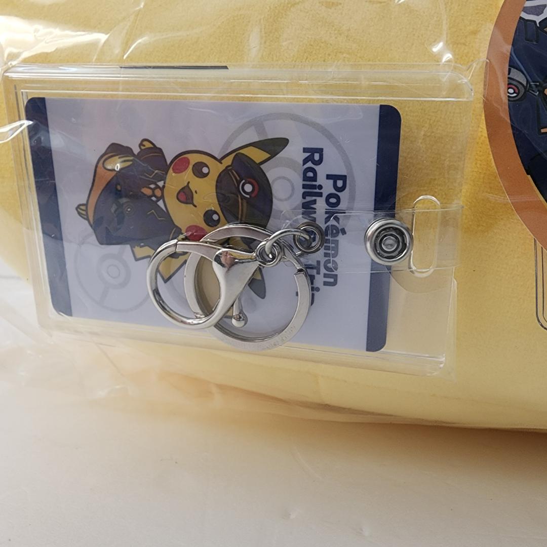 ★期間限定★ 韓国 ピカチュウ 駅長 クッション 釜山 キーホルダー付き