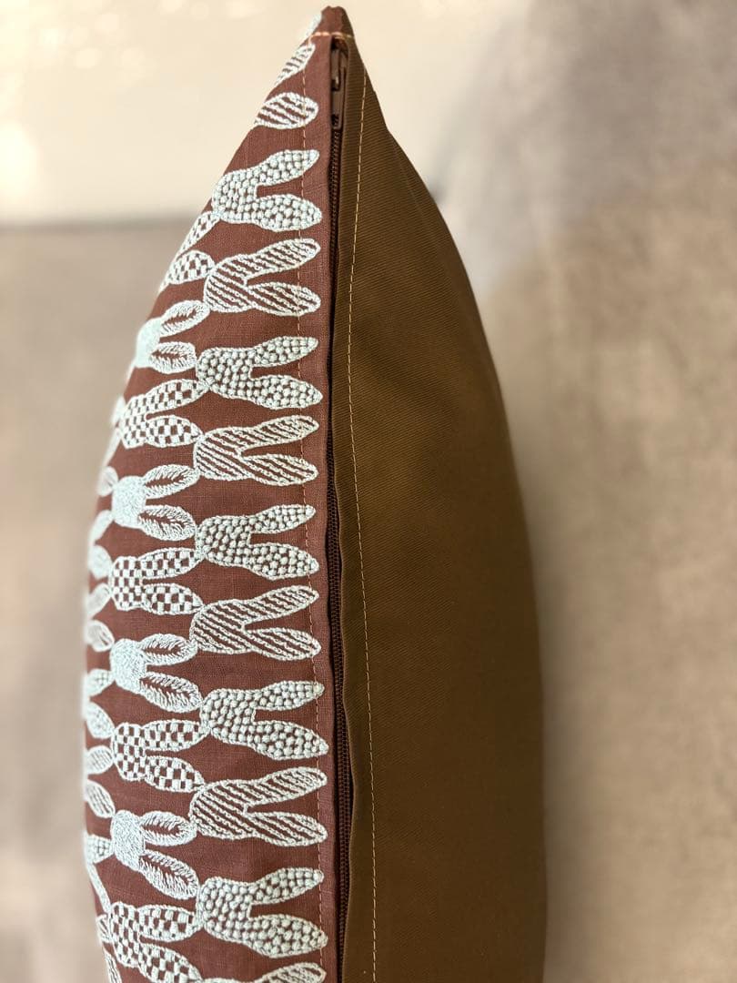 ミナペルホネン　ハンドメイド　クッションカバー★pomppia brown
