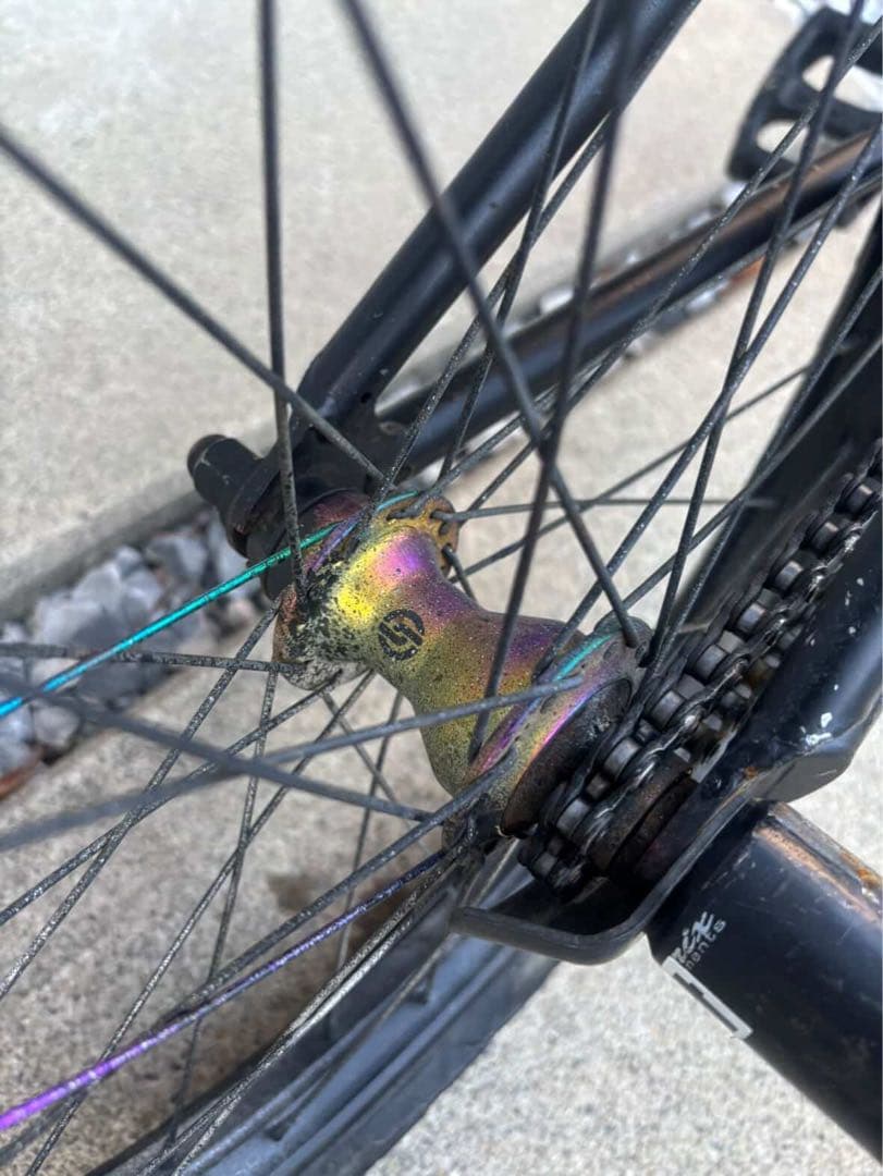 自転車本体 CULT BMX