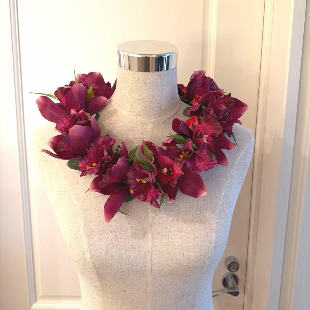 ⭐️新品フラダンス ヘアアクセサリーとレイ造花 ワインカラーセット