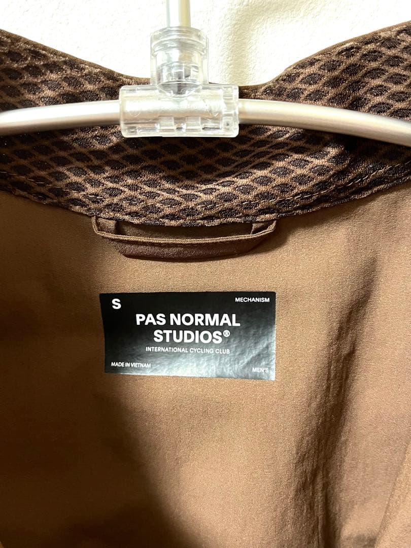 PAS NORMAL STUDIOS メカニズム Stow Away Gilet
