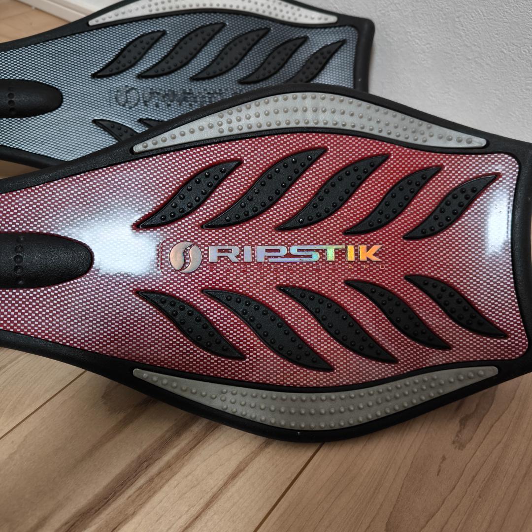 RIPSTIK　リップスティック　レッド　ブラック ２本セット