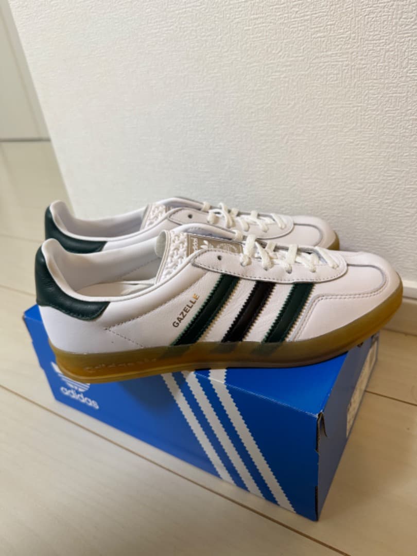 adidas GAZELLE（ガゼル）24.5cm 「新品」レアカラーライン