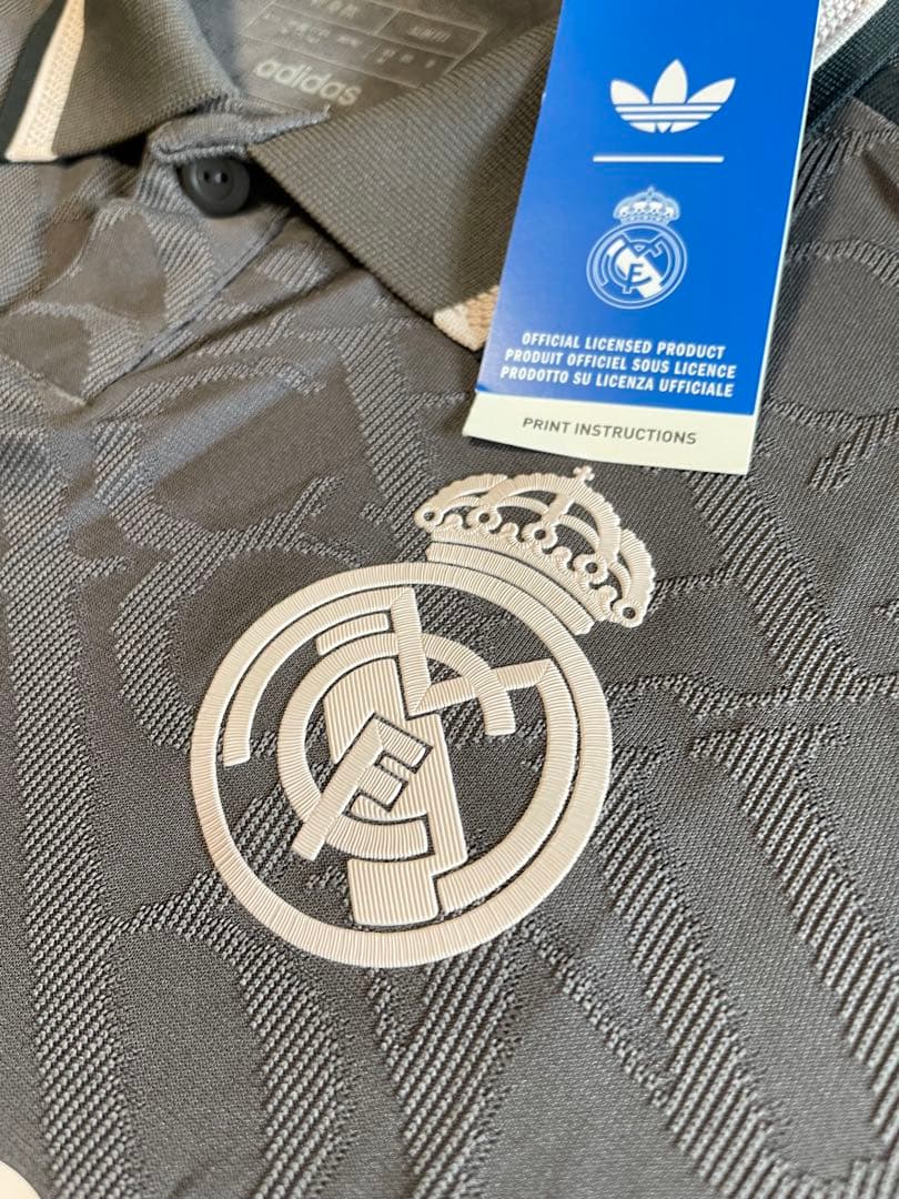 ウェア REAL MADRID 24/25 3rd authentic jersey