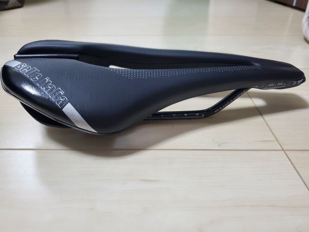selle italia sp01 BOOST　サドル