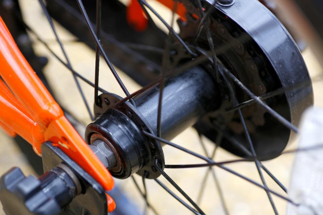 TREK precaliber 16 2018モデル【純正補助輪付】直接引取限定
