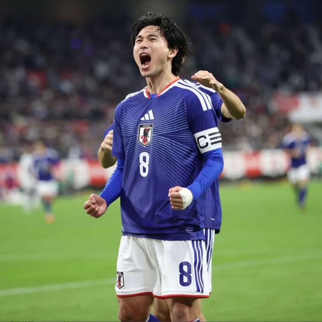 サッカー日本代表 2026 ユニフォーム  #8 南野拓実 JN1867