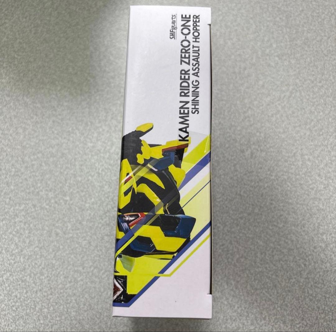 S.H.Figuarts 仮面ライダーゼロワンシャイニングアサルトホッパー　新品