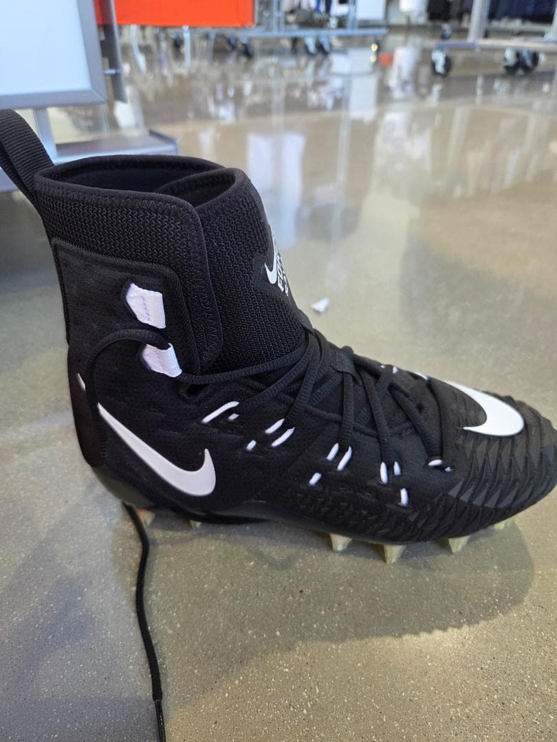 NIKE FORCE SAVAGE ELITE TD 黒 7.5