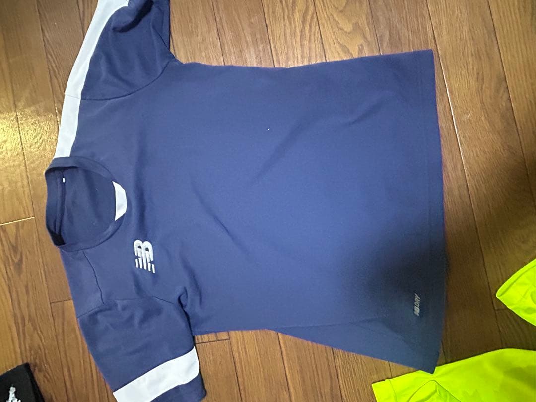 Pumaプーマフューチャー　グレー/ピンク　トップモデル