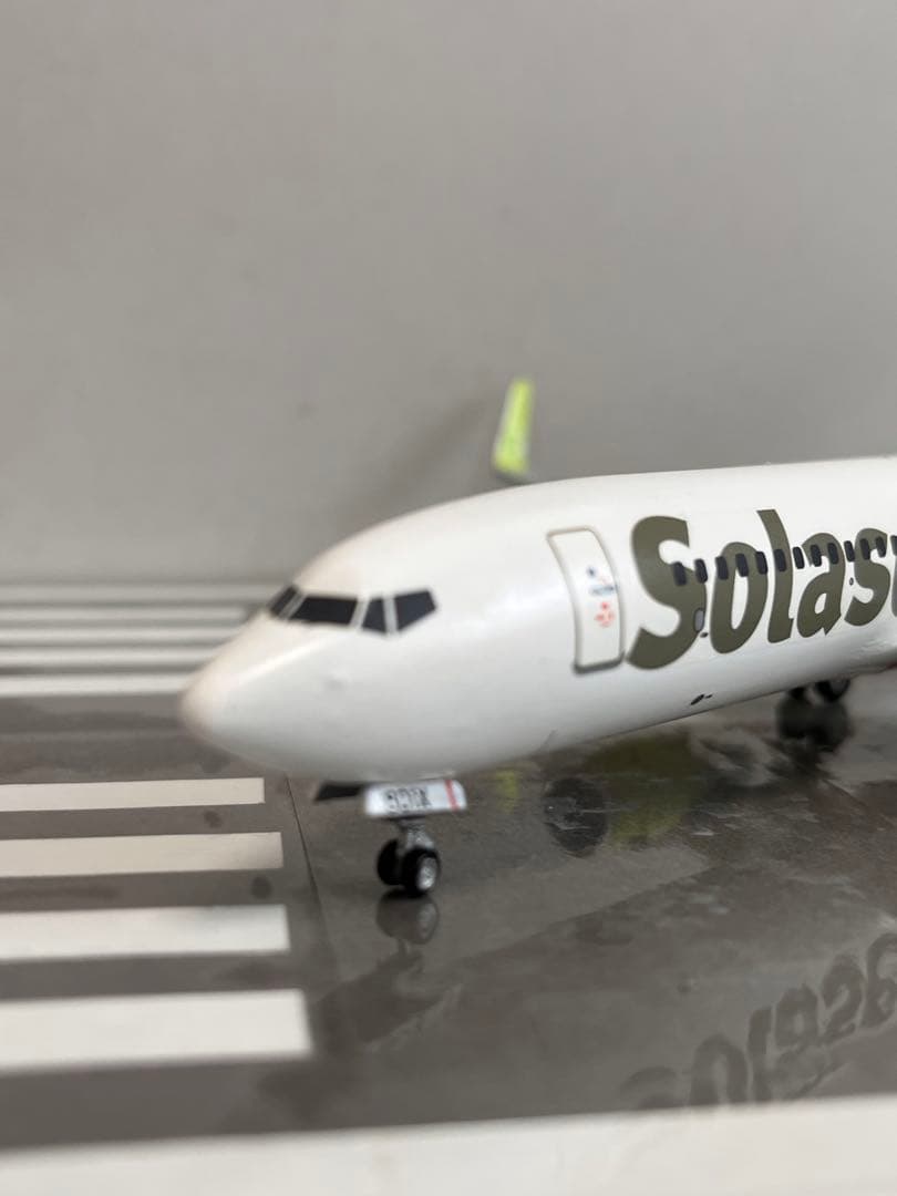 ソラシドエア　Boeing 737-800 1/200 プラモデル完成品