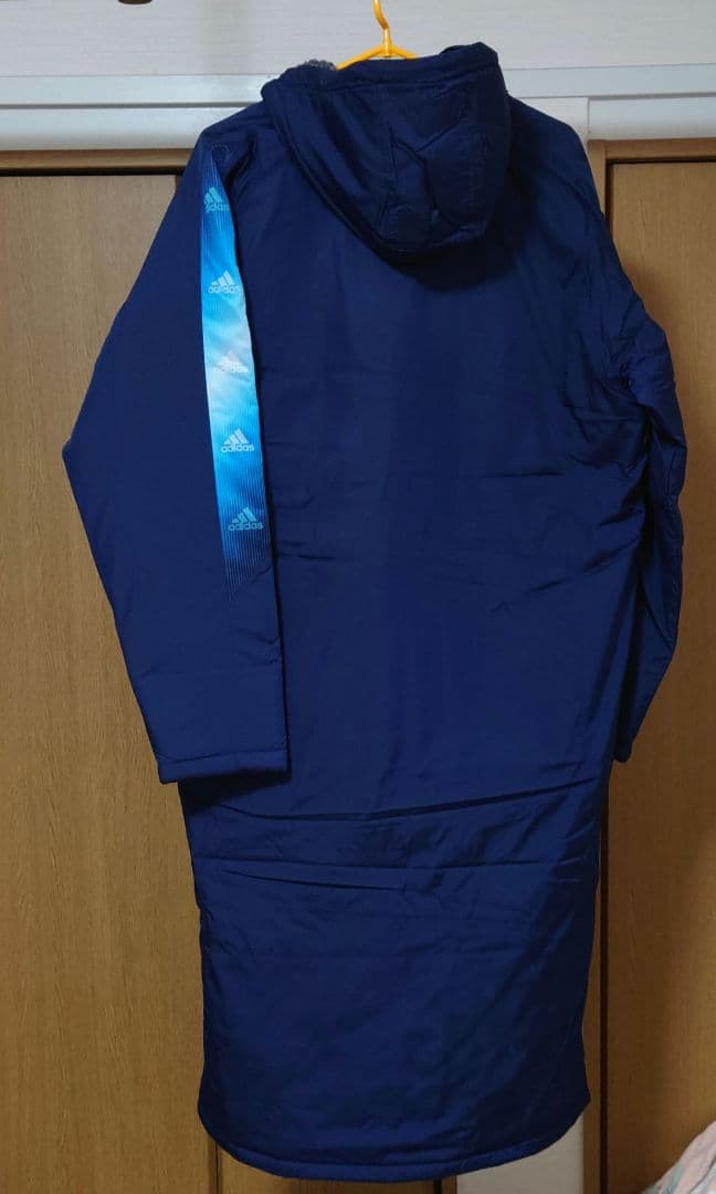 adidas COLLENAVY/SUPERCYAN ベンチコート　サイズ　O