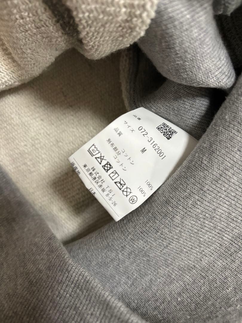 値下げ　新品未使用　Sプラス　グレー パーカーM