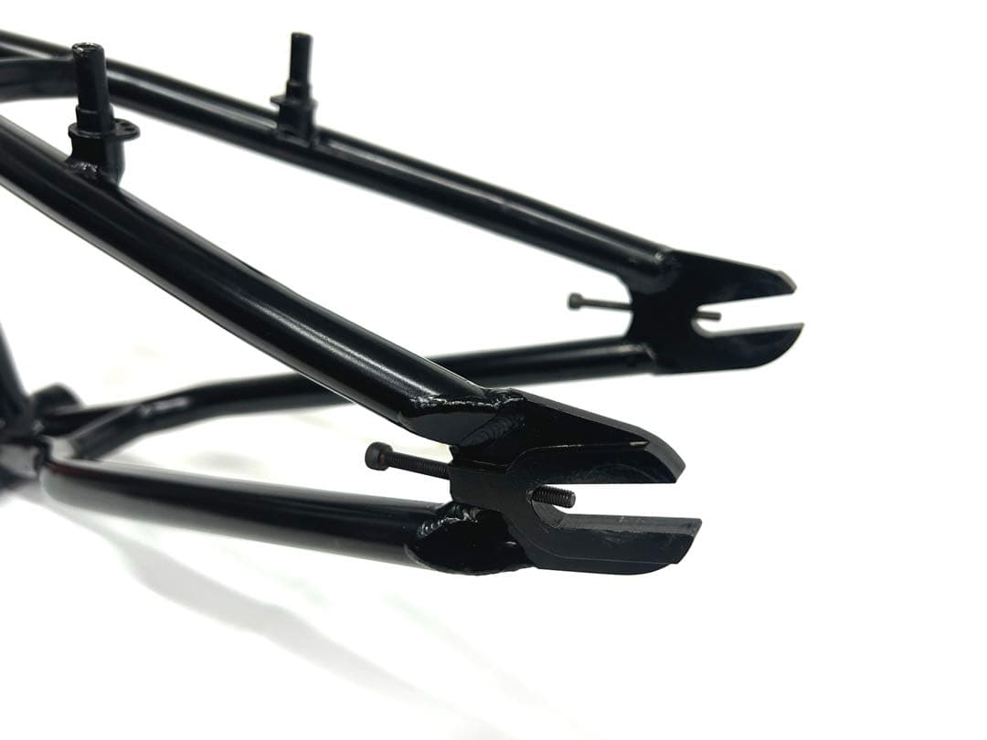 【マニア必見‼️】CULT VICK BEHM RACE FRAME BMX