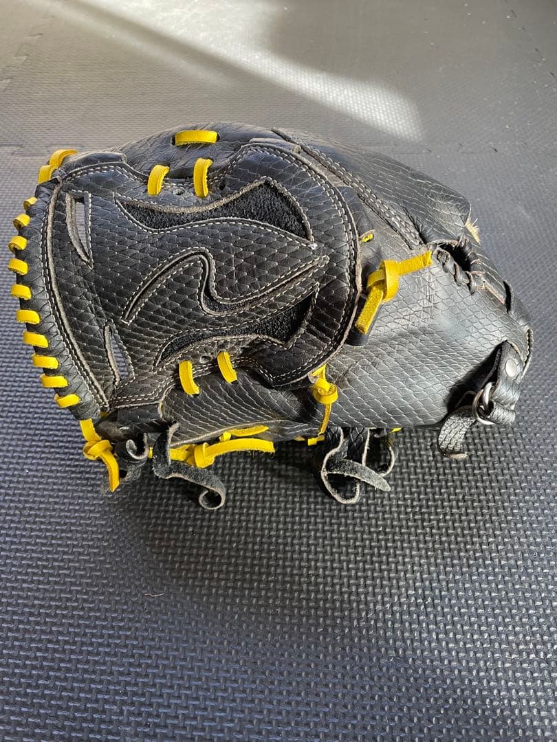 Wilson ウィルソン　硬式用グローブ　左投げ　投手用