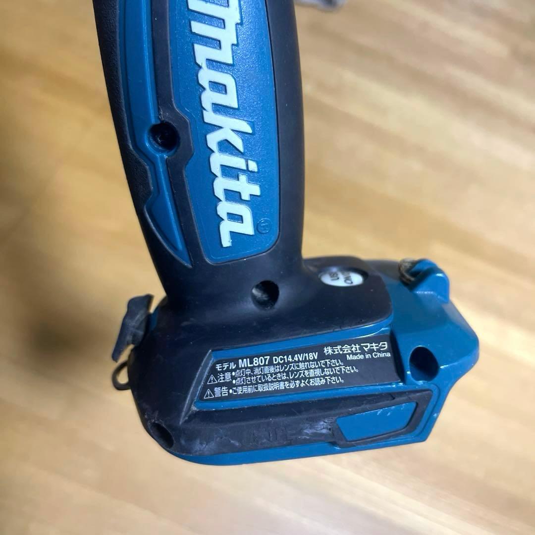 マキタ ML807 14.4V 18V ワークライト 中古