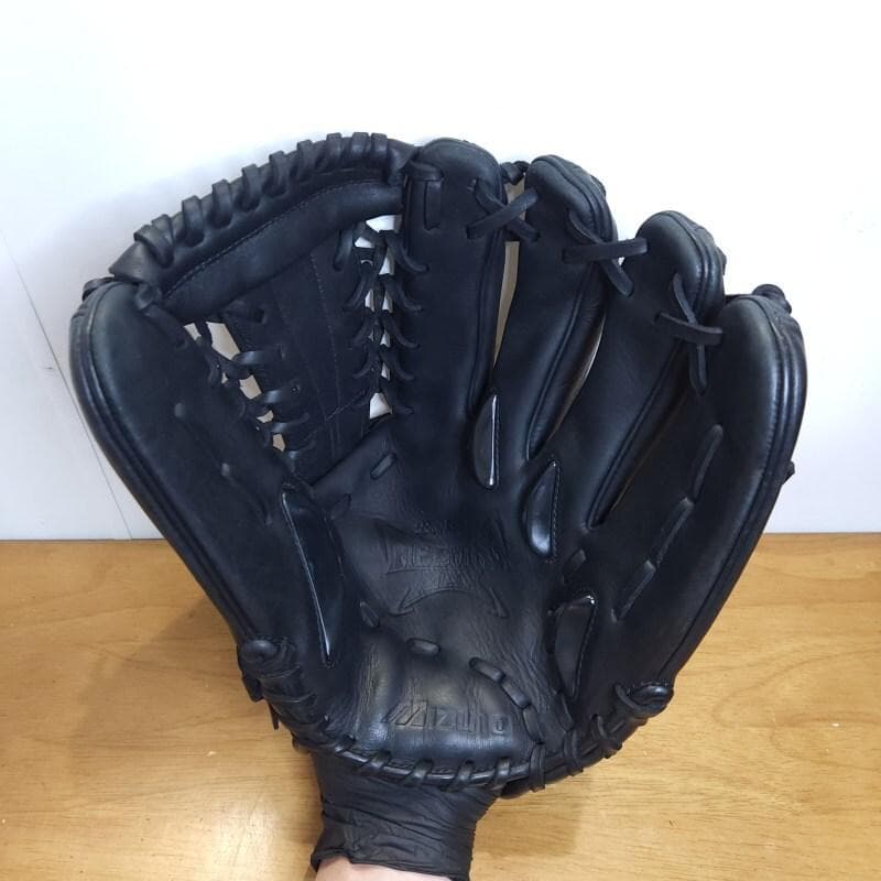 ミズノ フィールディングマックス 4本爪マジッククロウ美品 外野用 軟式グローブ