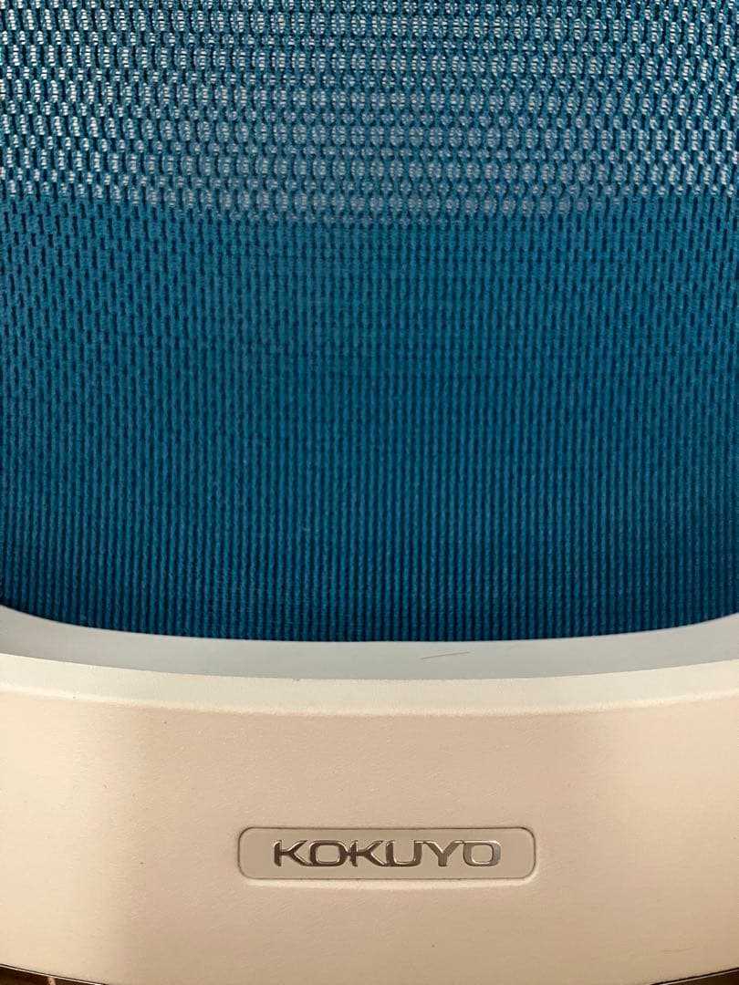 KOKUYO 青いメッシュデスクチェア