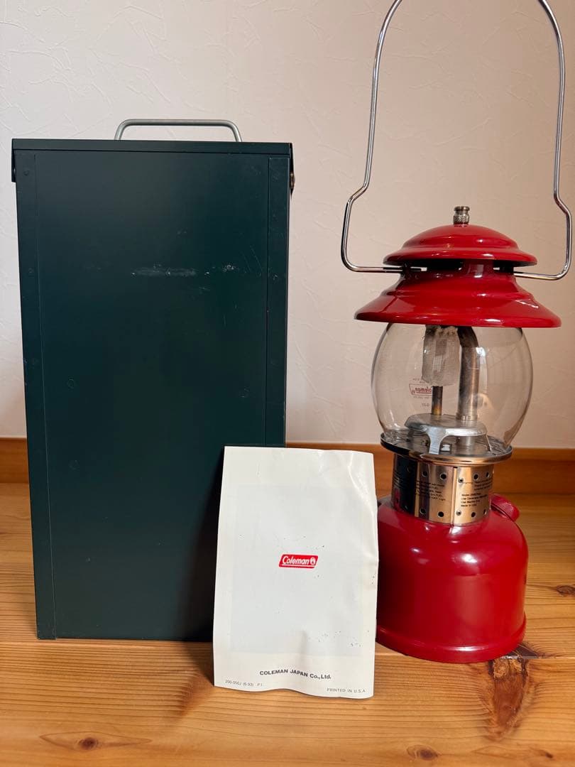 コールマン 200B743J クラシックランタン 赤 ケース付 動作未確認 美品