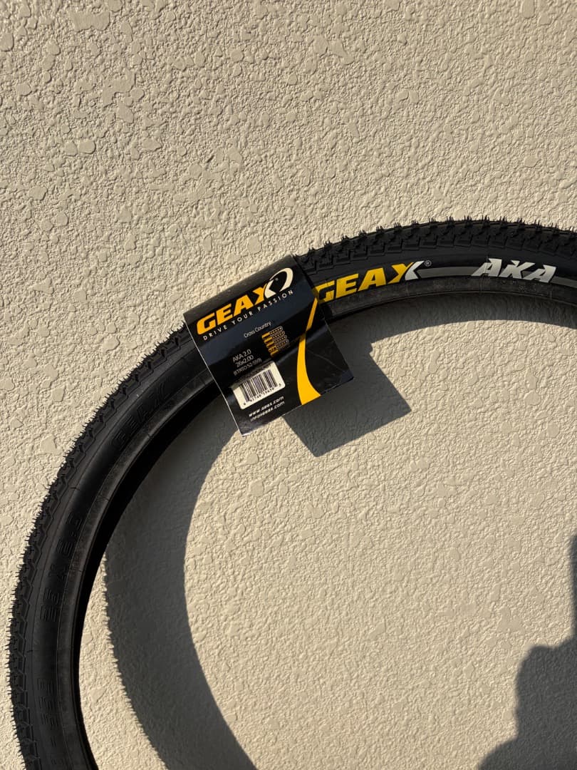新品 Vittoria GEAX AKA 26×2.2 2本 26x2.0 2本