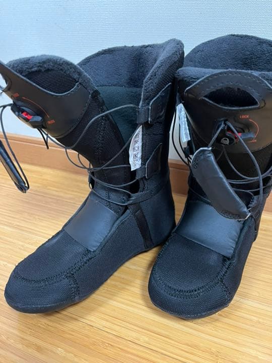 サロモン スノーボードブーツSALOMON KIANA 23.5cm
