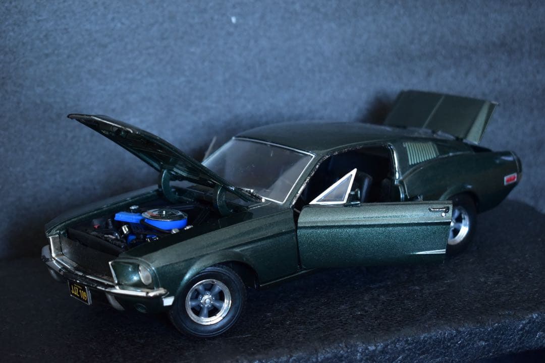 1/18 グリーンライト ブリット ‘68 フォード マスタング マックイーン