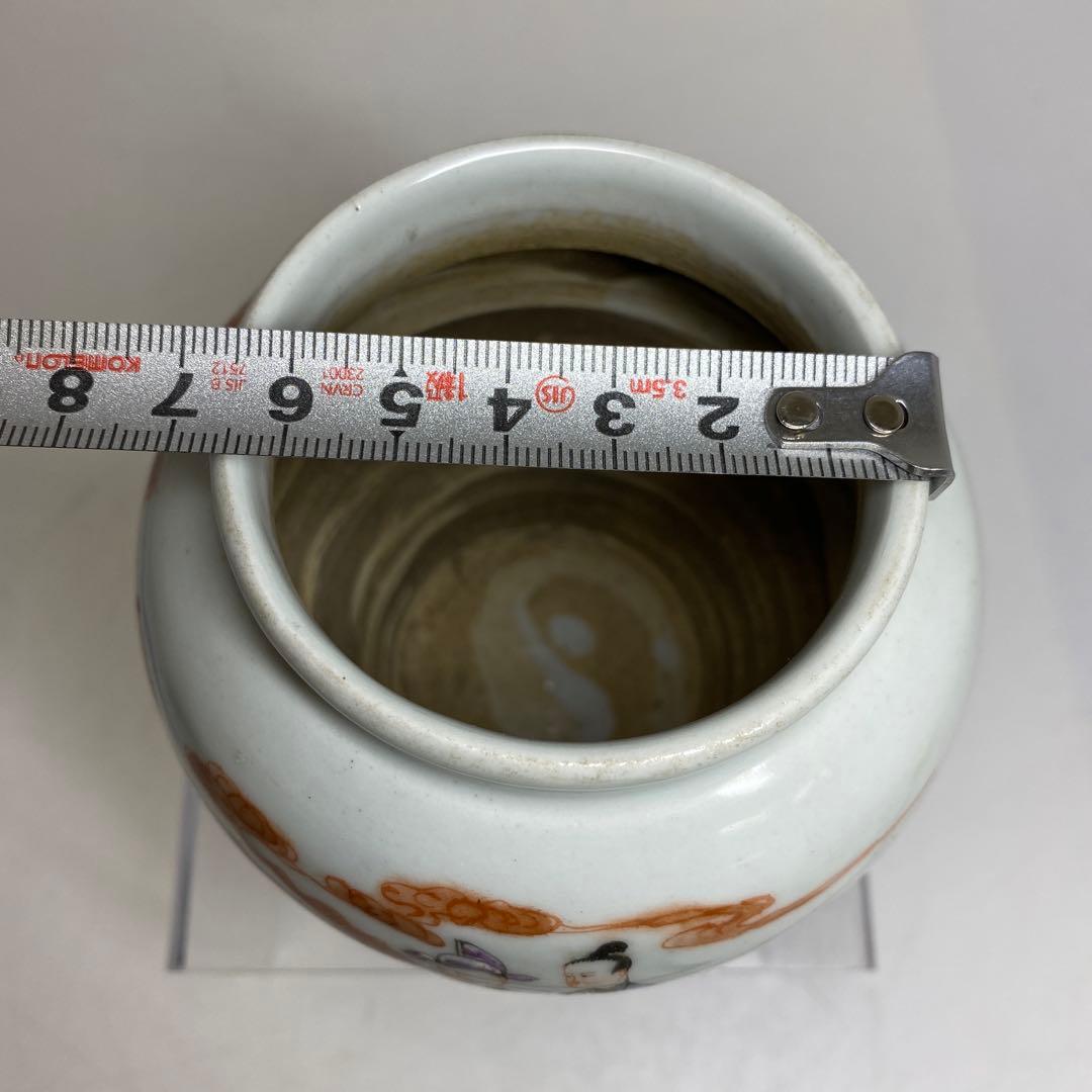 中国清時代　粉彩人物画　高さ約10.8㎝　タサチ　東さ8-0328☆2F