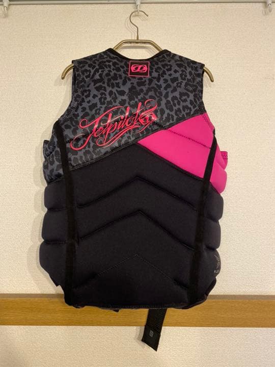 ライフジャケット　JETPILOT