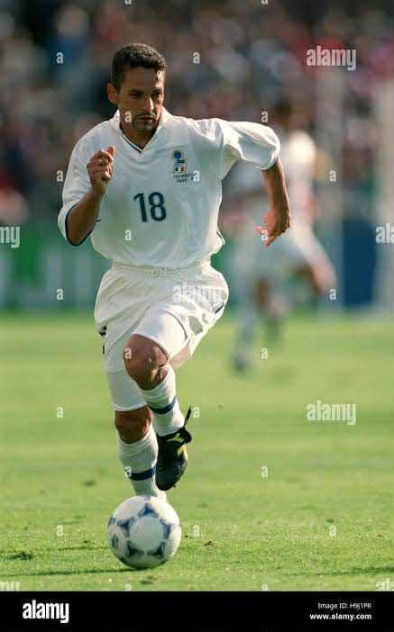 イタリア代表 1998 アウェイ ユニフォーム #18 バッジオ 長袖 選手用
