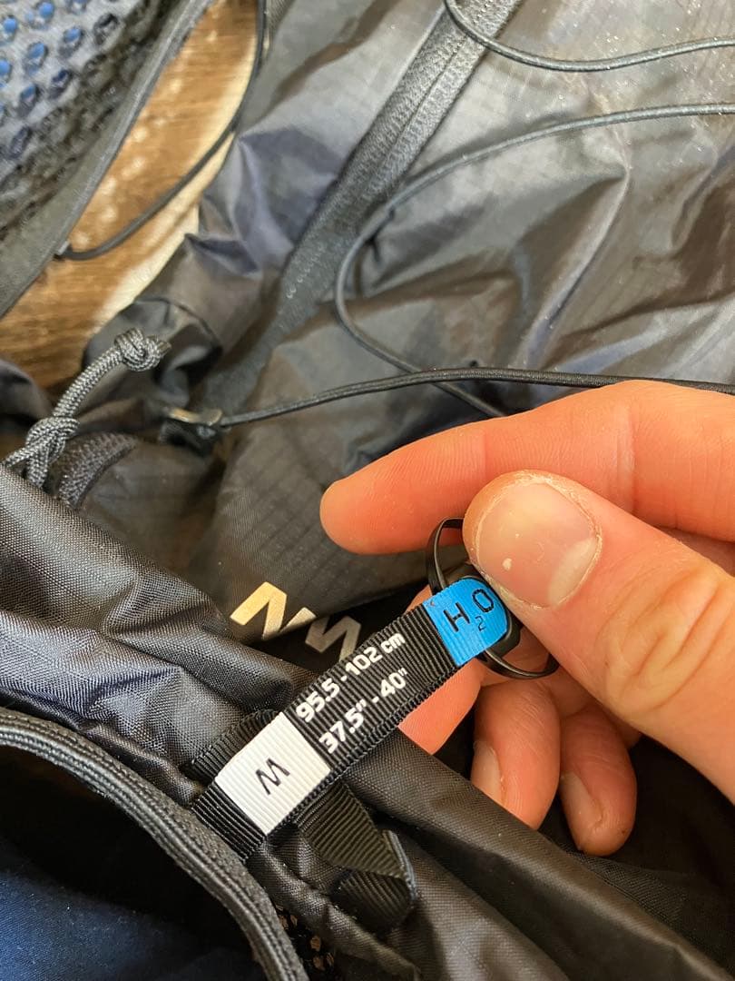 SALOMON ハイドレーションベスト ボトル付