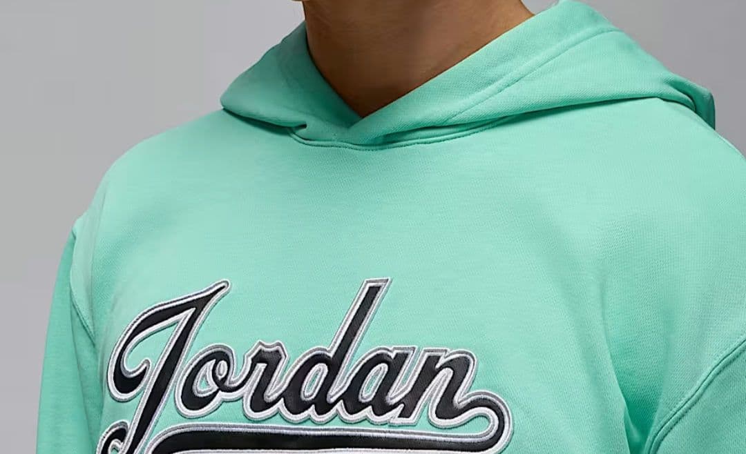 期間限定値下げNIKEナイキJordan ティファニーブルー フード付きパーカー