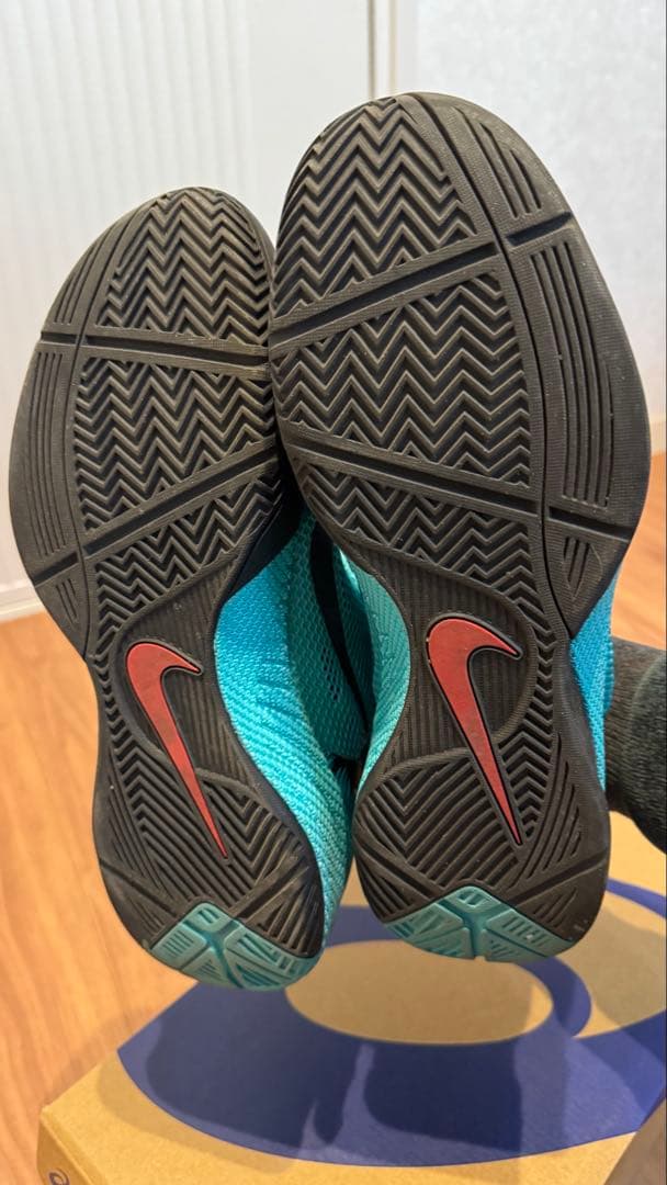 NIKE ZOOM HYPERFUSEバッシュ 407622-401 28cm