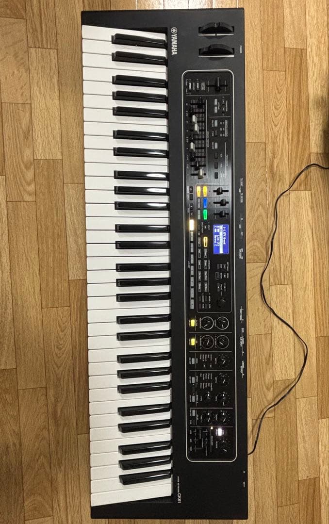 YAMAHA CK61 ステージキーボード 61鍵盤